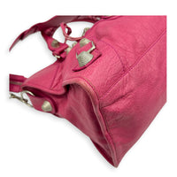 Giant Part Time Pink Shoulder Bag in Distressed Leather, Silver hardware