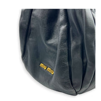 Pleaty Shoulder Bag Black in Nappa Leather, Gold hardware