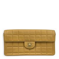 Chocolate Bar Beige Shoulder Bag in Lambskin, Gold hardware