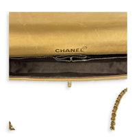 Chocolate Bar Beige Shoulder Bag in Lambskin, Gold hardware