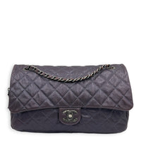 Easy Flap Shoulder Bag Purple in Caviar Leather, Ruthenium hardware