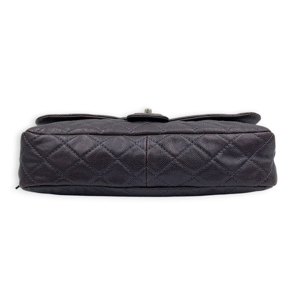 Easy Flap Shoulder Bag Purple in Caviar Leather, Ruthenium hardware
