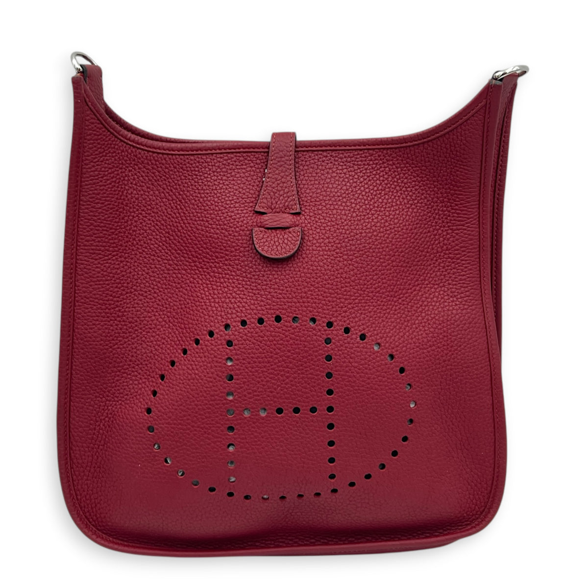 Evelyne III 29 Rouge Grenat Crossbody Bag in Clemence, Palladium hardware