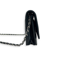 Classic Wallet On Chain Black in Lambskin, Silver hardware