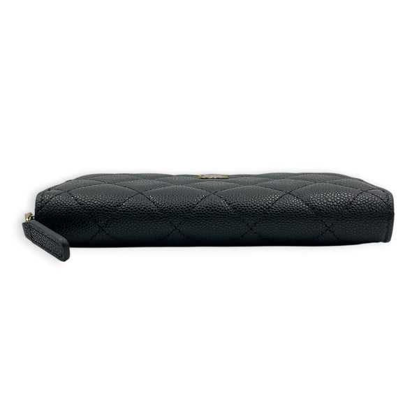 Classic Wallet Black in Caviar Leather, Gold hardware