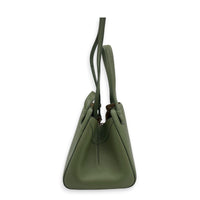 Hammock Nugget Green Top Handle Bag in Calfskin, Gold hardware