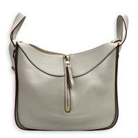 Hammock Medium White Shoulder Bag in Calfskin, Gold hardware
