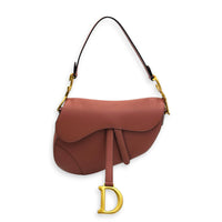 Saddle Medium Pink Shoulder Bag in Calfskin, Gold hardware