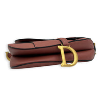 Saddle Medium Pink Shoulder Bag in Calfskin, Gold hardware