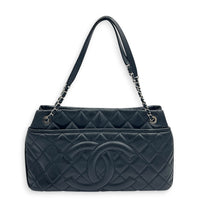 Timeless CC Tote Bag Large Black in Caviar Leather, Silver hardware