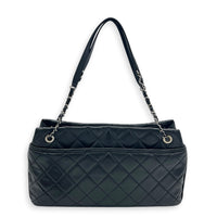 Timeless CC Tote Bag Large Black in Caviar Leather, Silver hardware