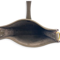 Evelyne Etoupe in Clemence, Gold hardware