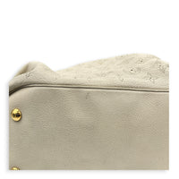 Mahina Beige Shoulder Bag in Mahina Leather, Gold hardware