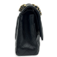 Classic Double Flap Shoulder Bag Medium Black in Caviar Leather, Gold hardware