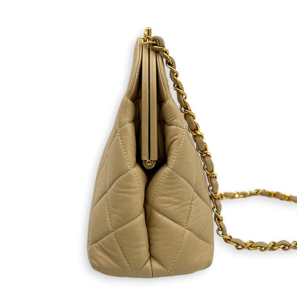 Kiss Lock Beige Shoulder Bag in Lambskin, Gold hardware