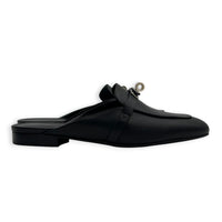 Oz Mules 37 Noir Mules in Chevre Leather, Palladium hardware