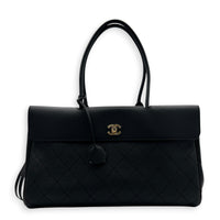 Urban Essential Black Tote Bag in Calfskin, Gold hardware