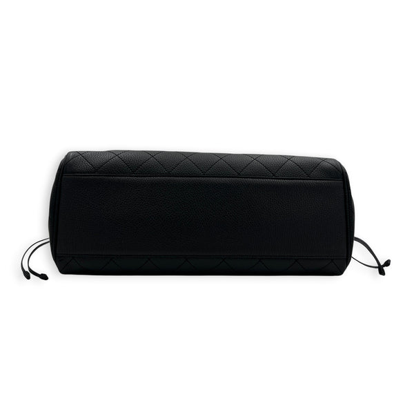 Urban Essential Black Tote Bag in Calfskin, Gold hardware