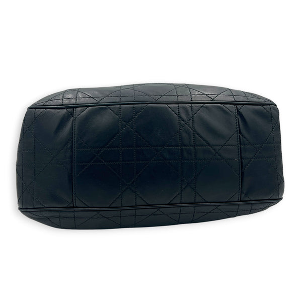 Cannage Shoulder Bag Black in Lambskin, Antique Brass hardware