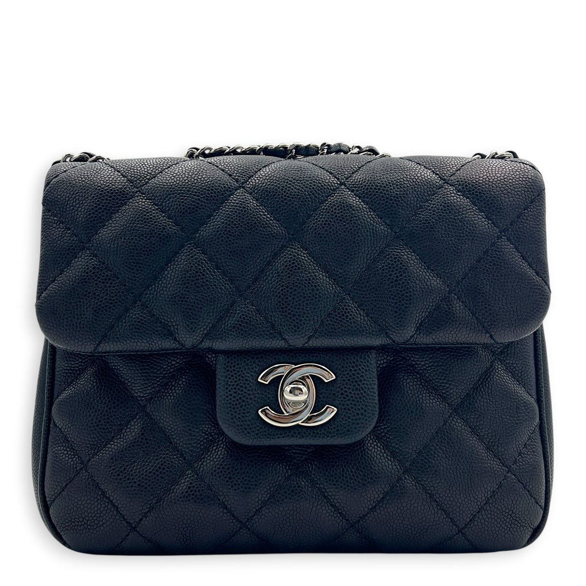 Urban Companion Shoulder Bag Black in Caviar Leather, Silver hardware