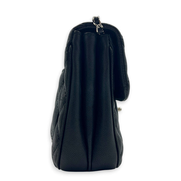 Urban Companion Shoulder Bag Black in Caviar Leather, Silver hardware