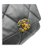 Flap Shoulder Bag Small Black in Lambskin, Mixed hardware
