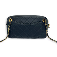 All About Chains Black Shoulder Bag in Calfskin, Gold hardware