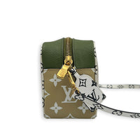 Beach Pouch  Crossbody Bag Multi-colour in Monogram Coated Canvas, Gold hardware
