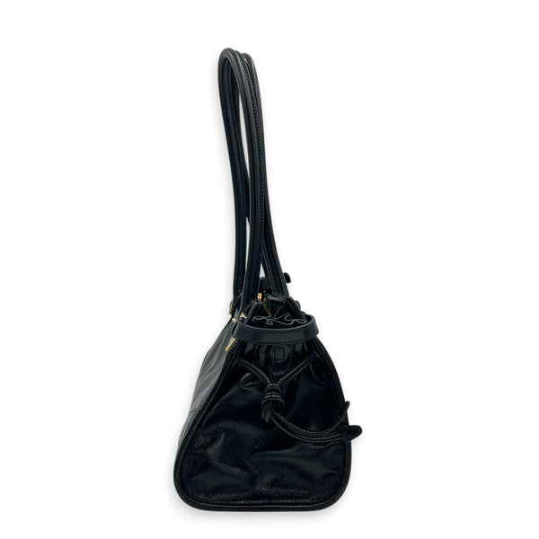 Bonnie Shoulder Bag Black, Gold hardware
