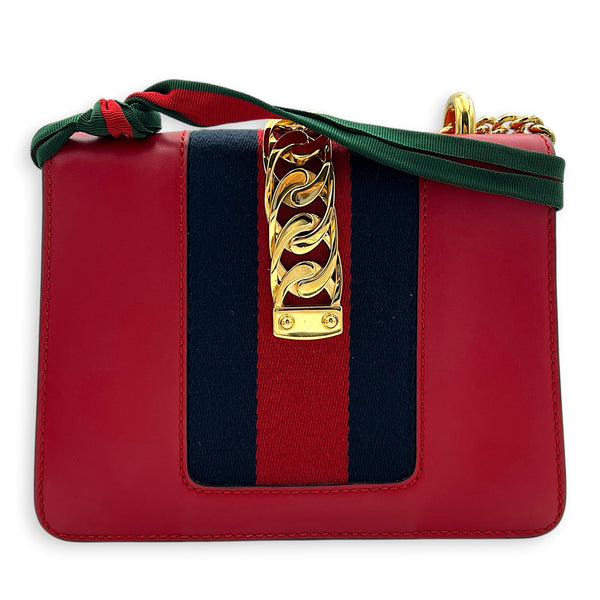 Sylvie Shoulder Bag Red in Calfskin, Gold hardware