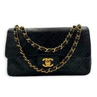 Classic Double Flap Shoulder Bag Small Black in Lambskin, Gold hardware