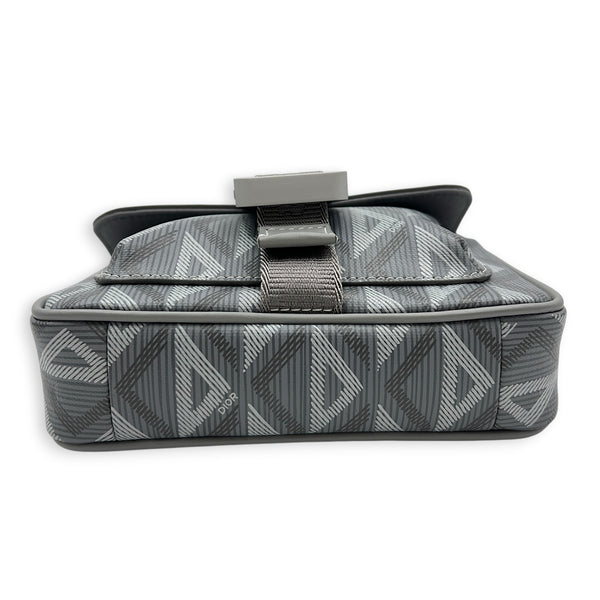 Hit The Road Crossbody Bag Grey in Coated Canvas, Palladium hardware