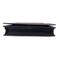 Frame Black Wallet On Chain in Calfskin, Silver hardware