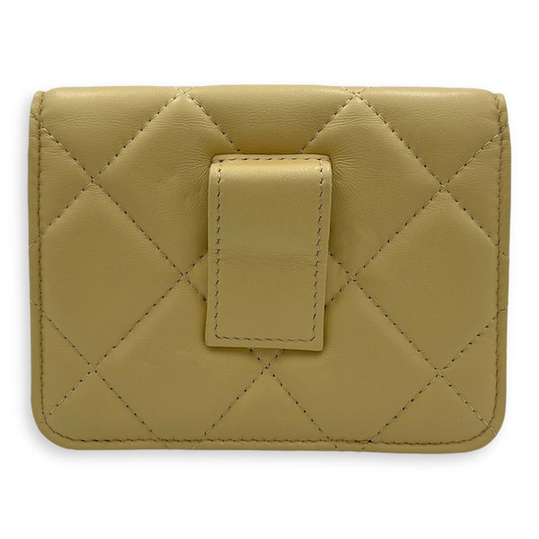 Classic Belt Bag Yellow in Lambskin, Gold hardware
