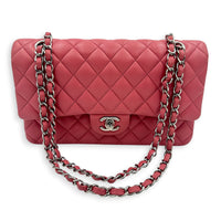 Classic Medium Pink Shoulder Bag in Lambskin, Silver hardware