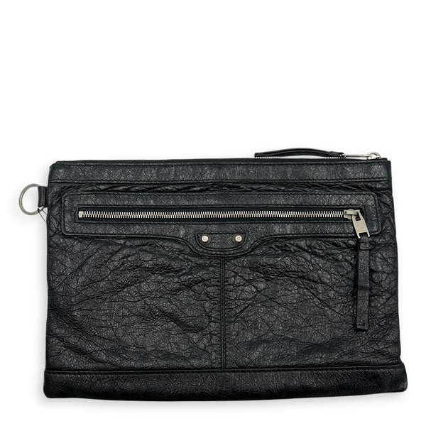 City Pouch Black in Calfskin, Ruthenium hardware