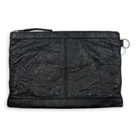 City Pouch Black in Calfskin, Ruthenium hardware