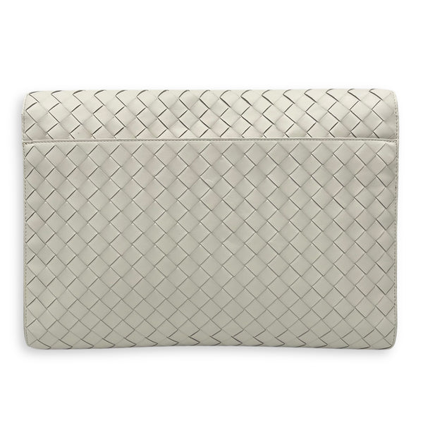 Intrecciato Clutch Silver in Lambskin, Silver hardware