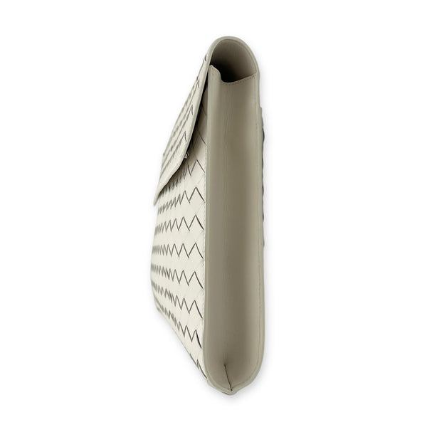 Intrecciato Clutch Silver in Lambskin, Silver hardware
