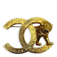 CC Lion Brooch Gold in Metal