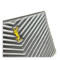Cassandra Pouch Black in Calfskin, Gold hardware