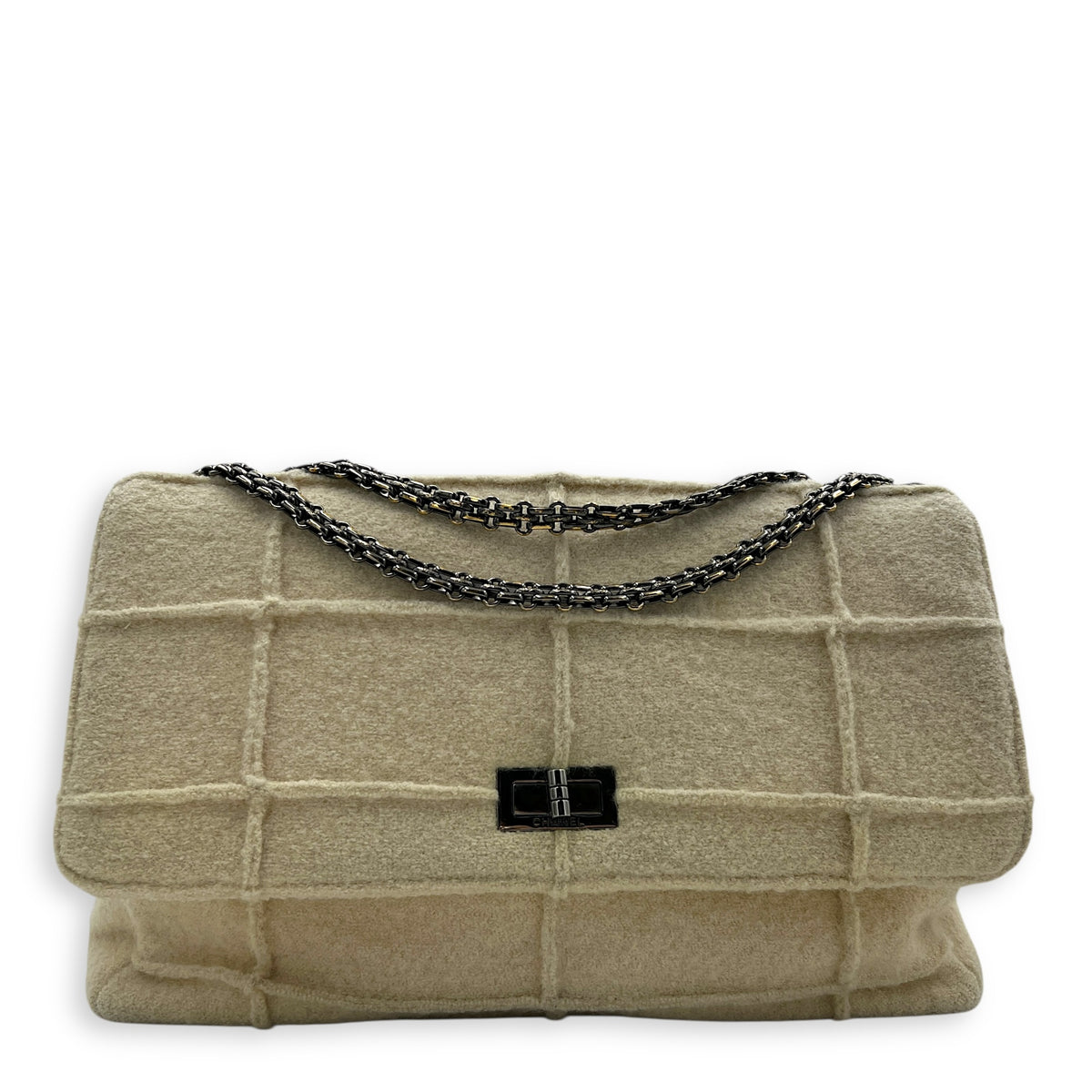 2.55 Shoulder Bag White in Wool, Gunmetal hardware