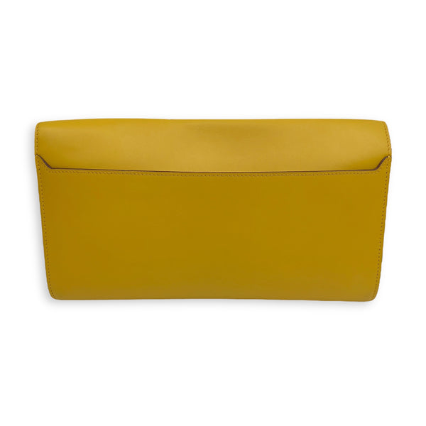 Hermès Goodlock Soleil Clutch in Swift, Gold hardware_2