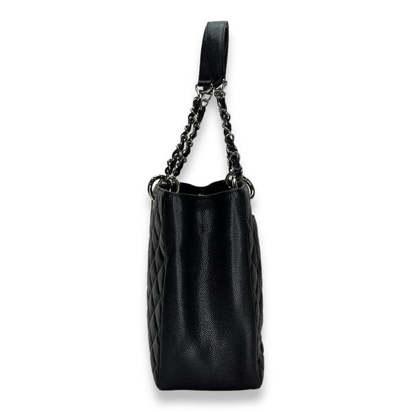 GST Black Shoulder Bag in Caviar Leather, Silver hardware