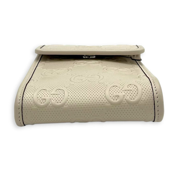 Gucci GG Crossbody Bag White in Calfskin, Silver hardware_5