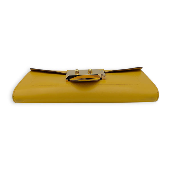 Hermès Goodlock Soleil Clutch in Swift, Gold hardware_3