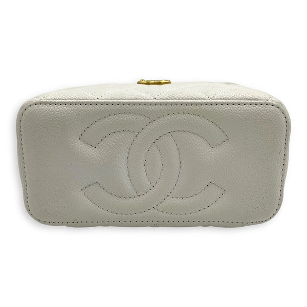 Chanel Pearl Crush White Vanity Bag in Caviar Leather, Gold hardware_5