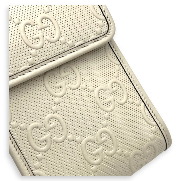 Gucci GG Crossbody Bag White in Calfskin, Silver hardware_6