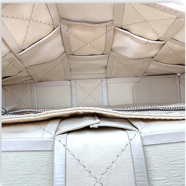 Bottega Veneta Cassette Crossbody Bag Beige in Calfskin, Silver hardware_6
