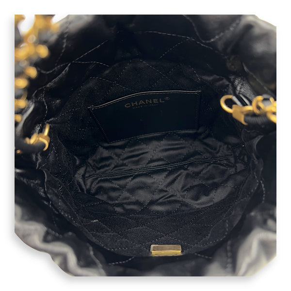 Chanel 22 Tote Shoulder Bag Mini Black in Lambskin, Gold hardware_3